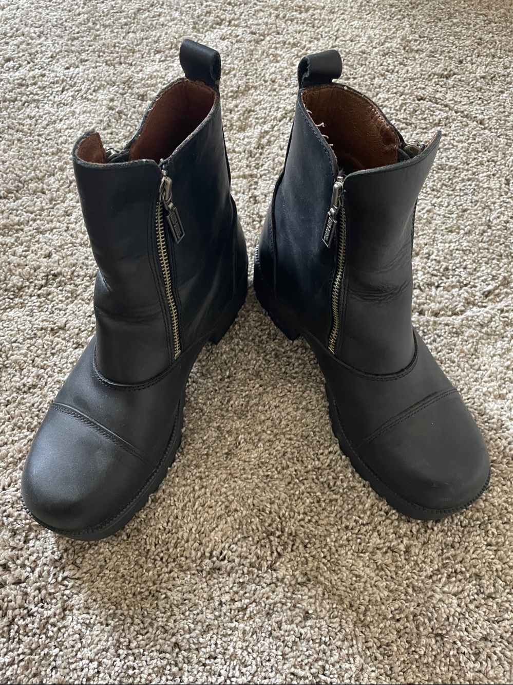 Harley-Davidson Black Leather Side-Zip Riding Boots with Brown Lining - Picture 5 of 6